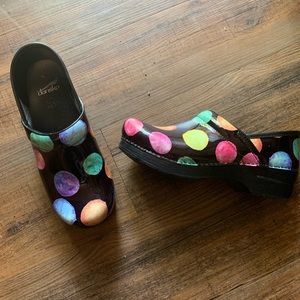 New Dansko clogs